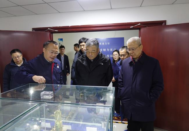 国机集团党委书记、董事长张晓仑到轴研所调研