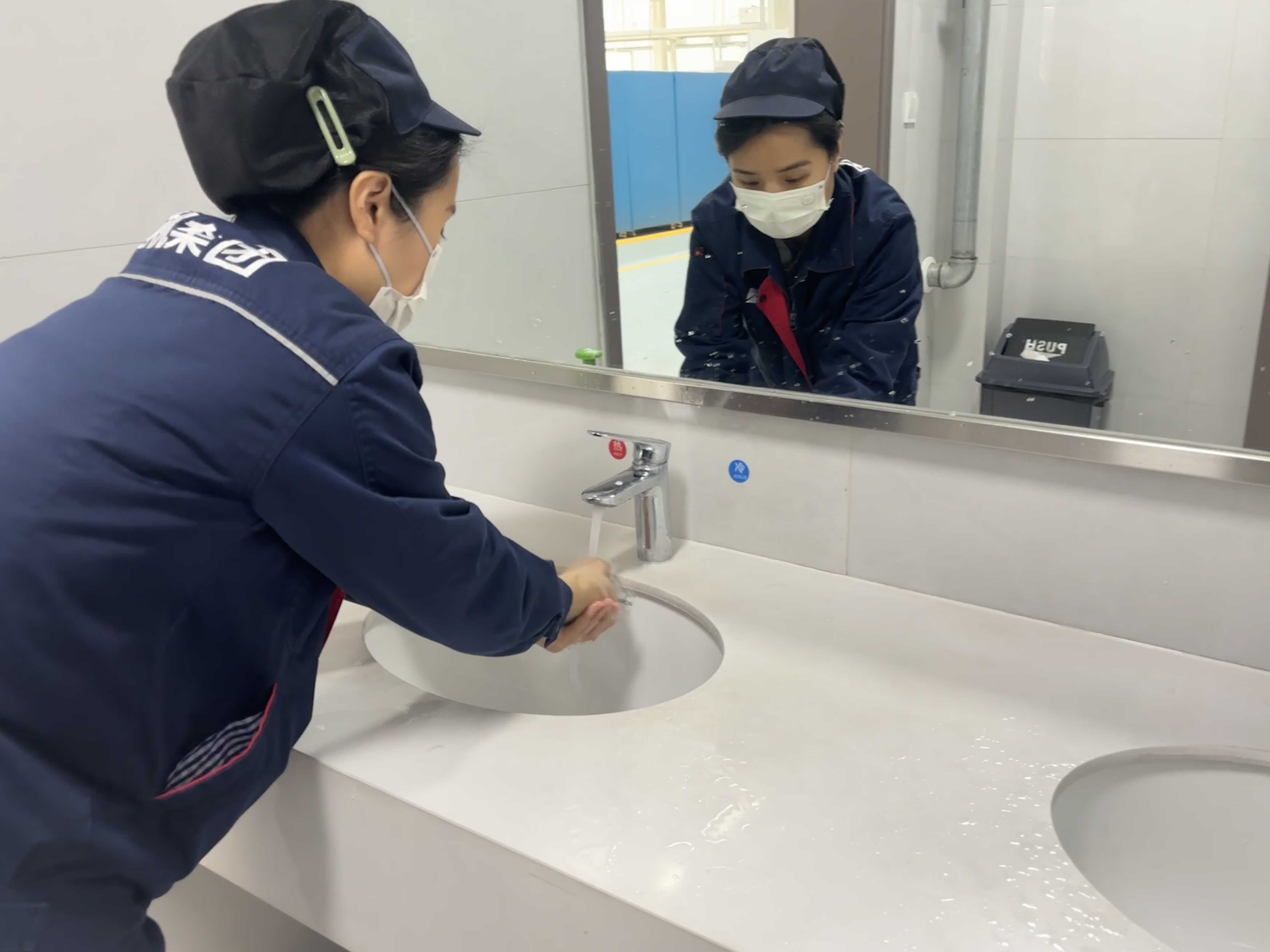 1(2).jpg
